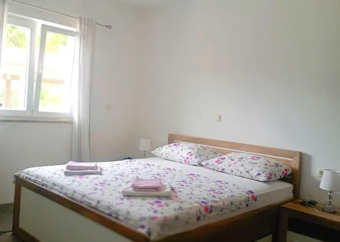 度假居 Welcoming House With Ac In The Forest Region And 700 M To The *